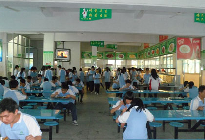 萬康餐飲從(cóng)三個(gè)方面做(zuò)好(hǎo)食堂服務質量的(de)控制(zhì)